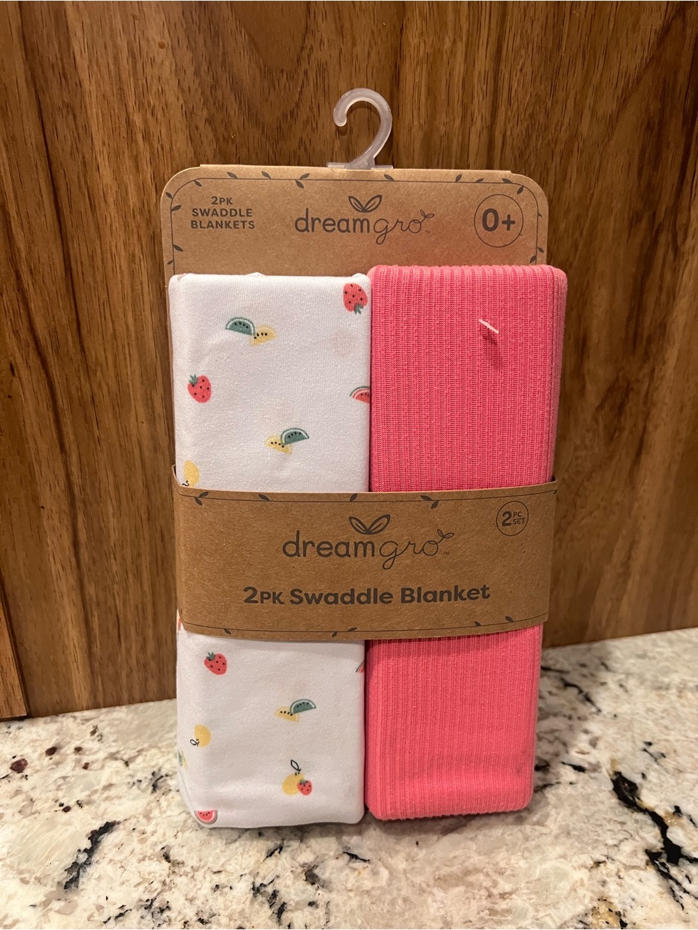 dreamgro 2PK Swaddle Blankets - White Fruit Print & Pink